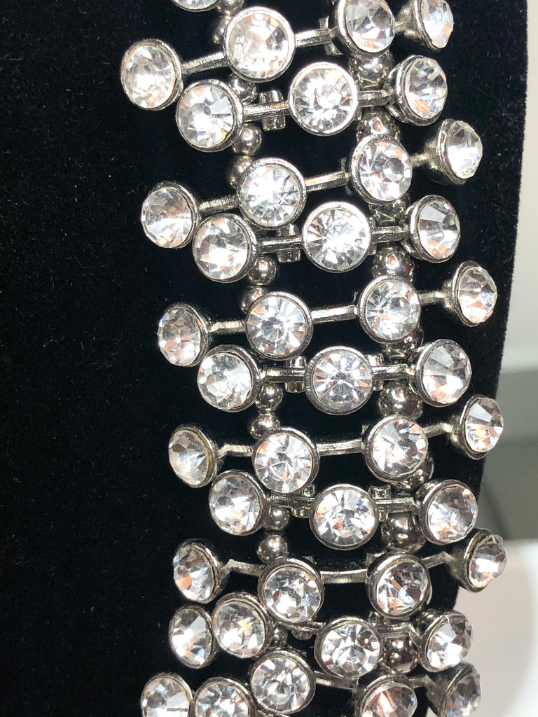 Chunky statement necklace